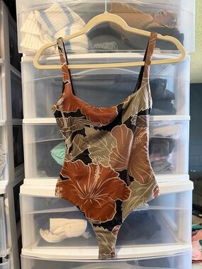 NWT Floral Scoop Neck Bodysuit in Rust, Olive & Black